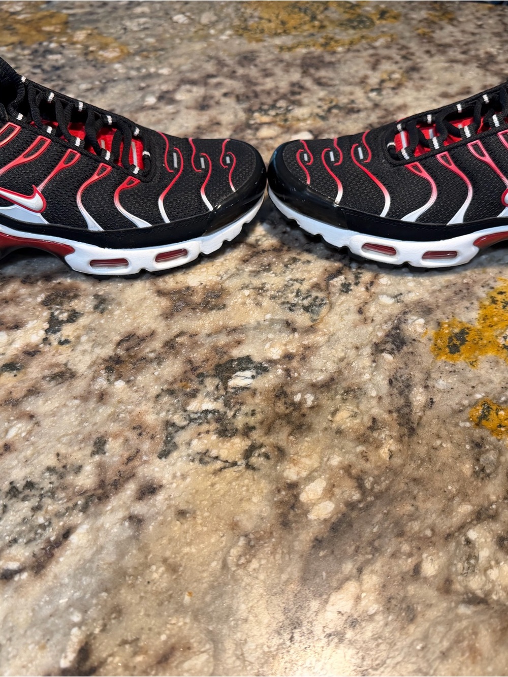 Nike Men Black and Red Athletic Sneakers